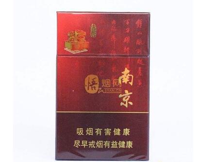 月亮外烟圈揭秘太空中的神秘现象